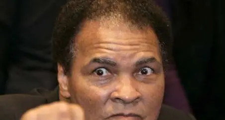 Muhammad Ali in ospedale per una polmonite
