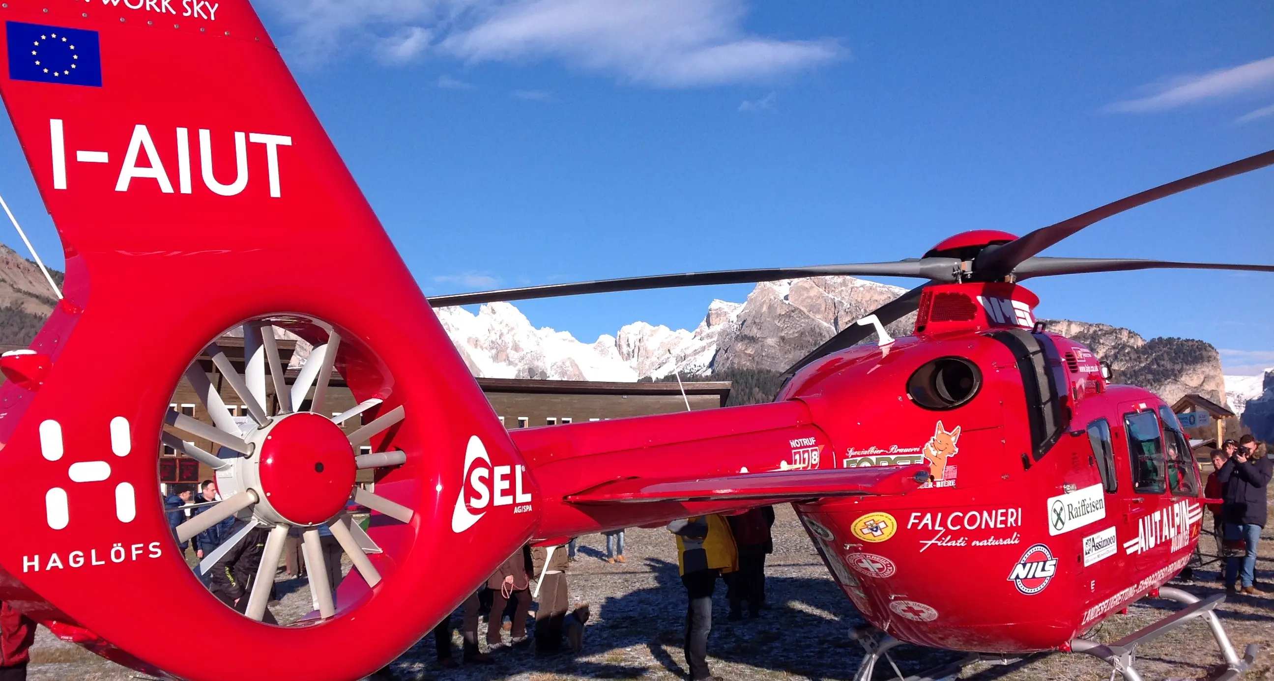 L'Aiut Alpin Dolomites presenta il super-elicottero