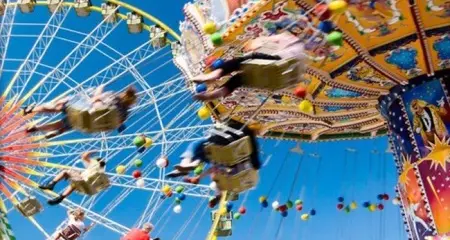 Piazzale Sanseverino, le giostre dal 5 dicembre