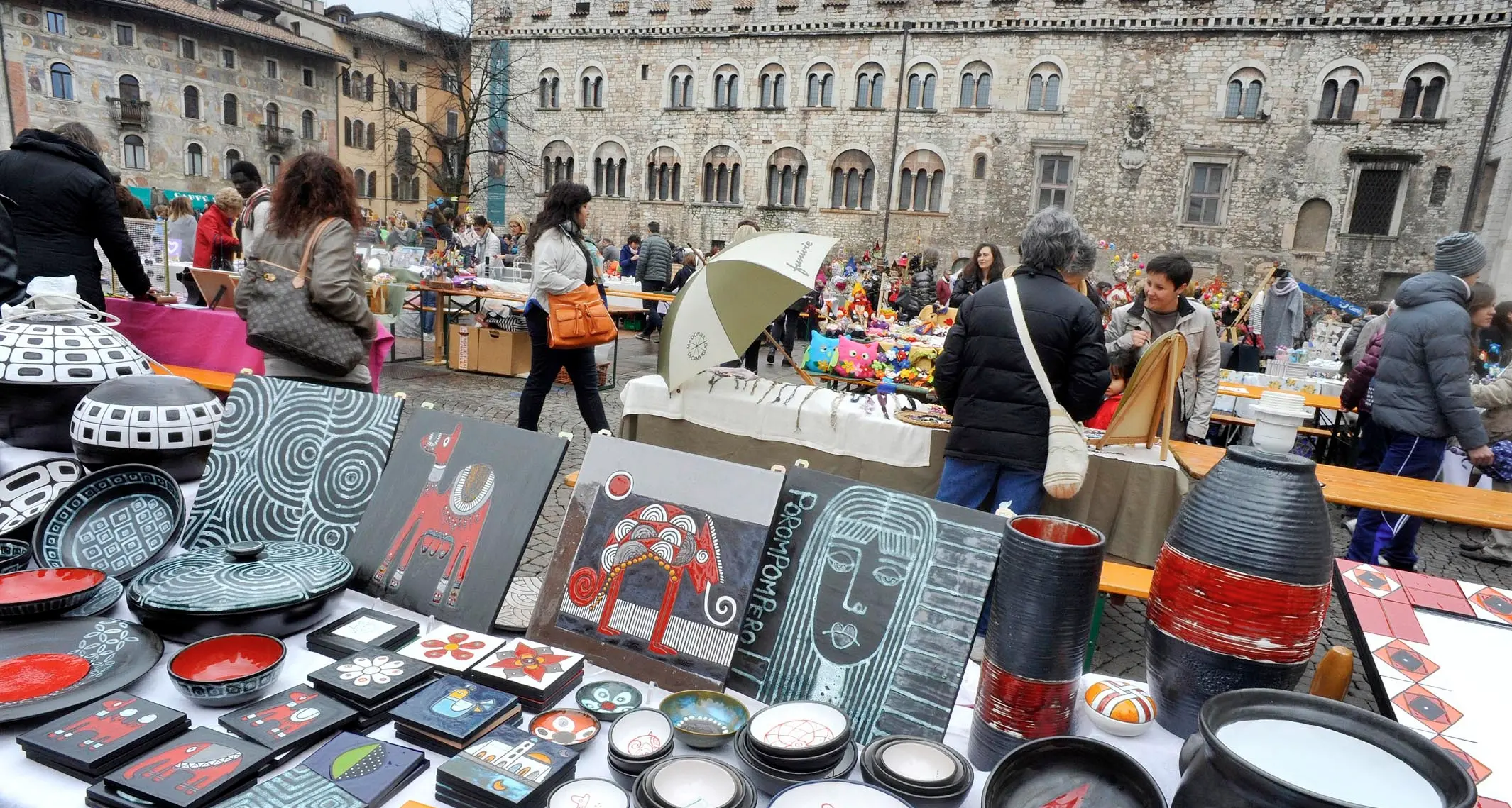 Creatività al femminile, fiera in piazza Duomo