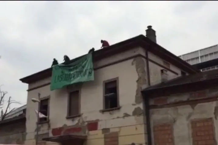 Via Manzoni: che si fa?
