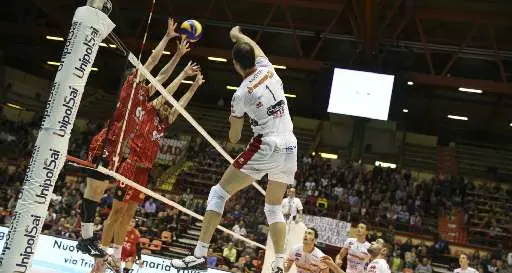 Trento - Macerata, sfida tra bombardieri