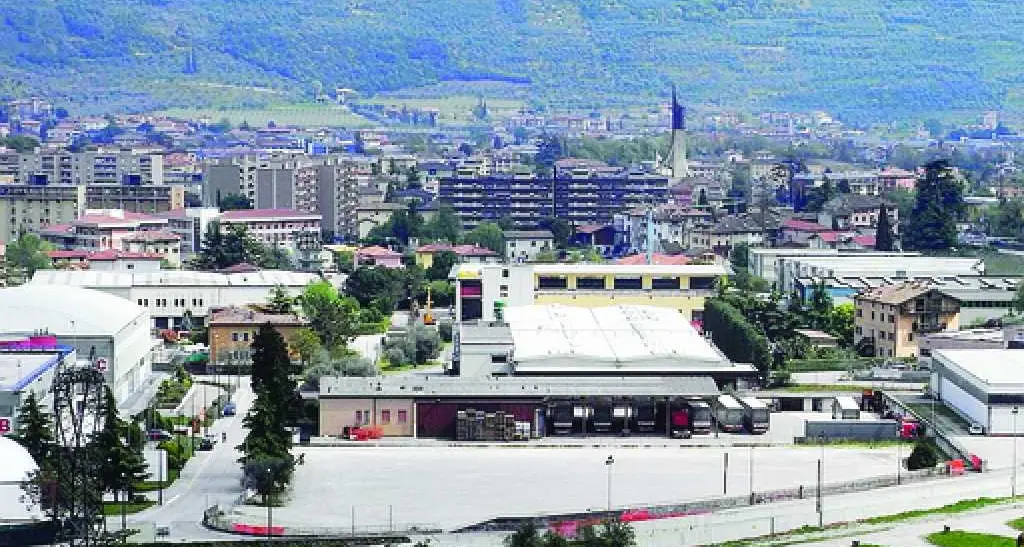 Con le elezioni rispunta il palazzetto dello sport