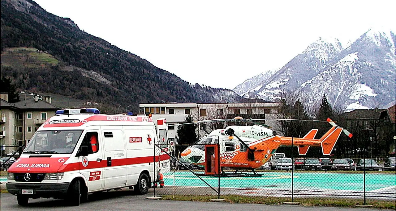 Val Sarentino, motociclista cade e perde la vita