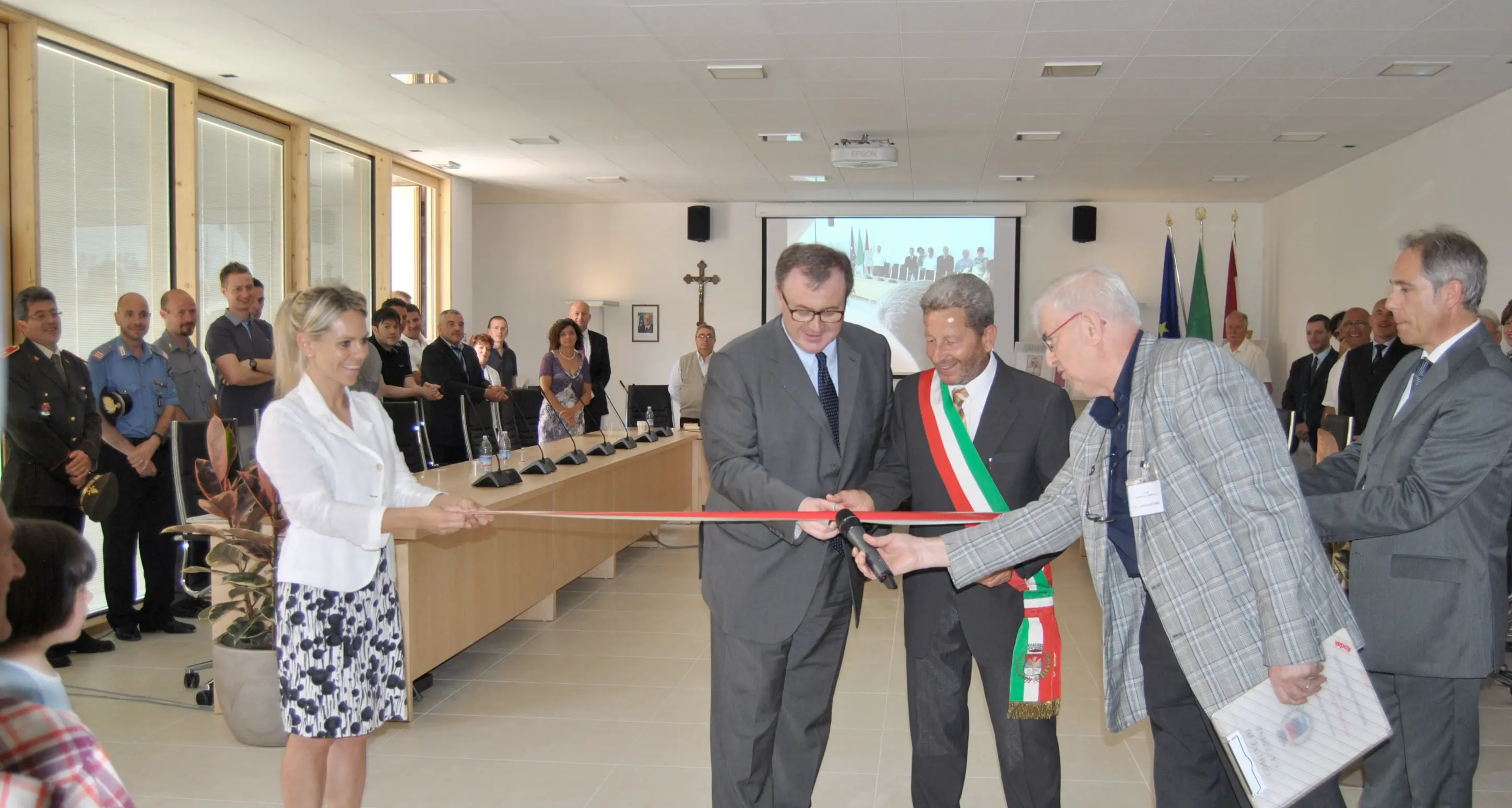 Cavedine, lettere agli elettori l'ex sindaco Travaglia deve pagare