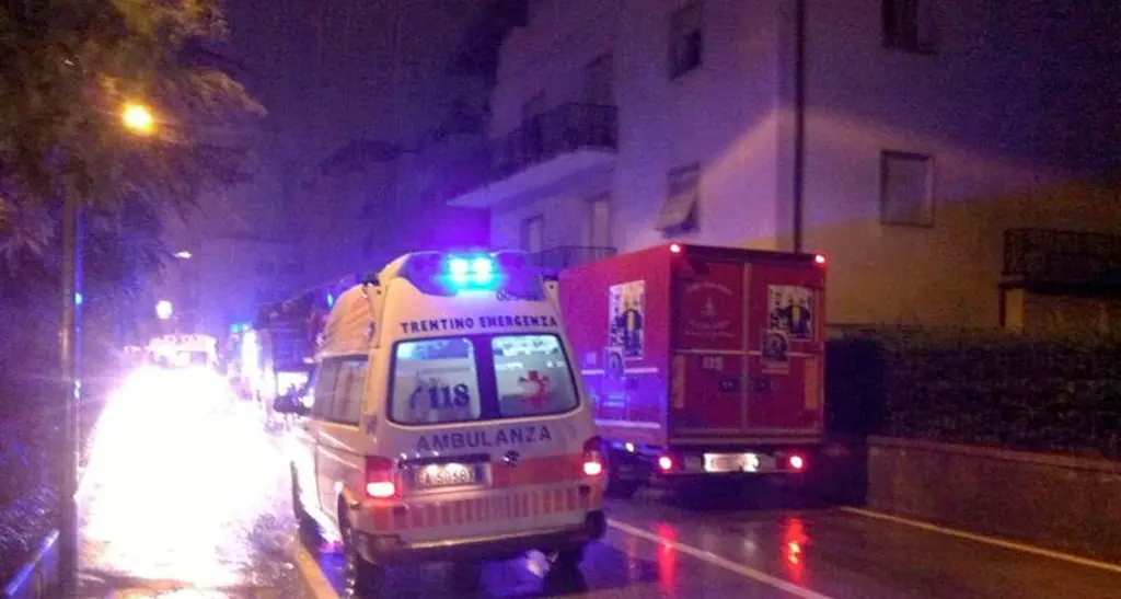 Incendio e allagamenti in serata a Trento