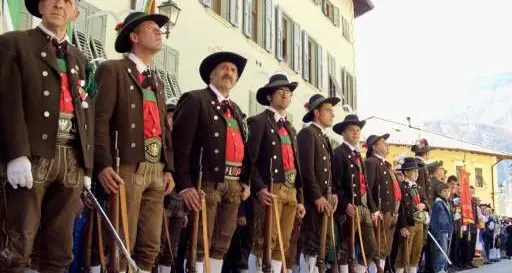 Ottobre: «Spero che Alpini e Schützen sfilino assieme»