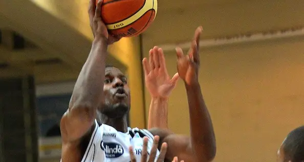 Armani Milano vs Aquila Trento (90-75) Segui la nostra diretta