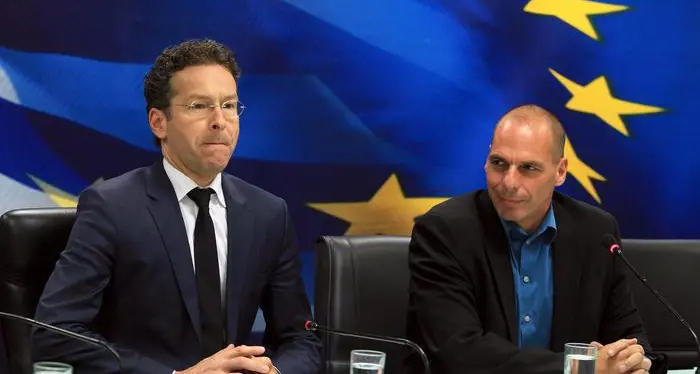 Atene-Ue, continua il braccio di ferro