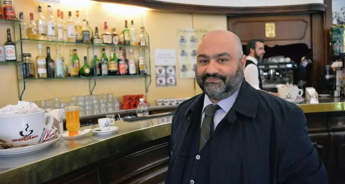 Belsito, dai conti della Lega al banco del bar a Genova