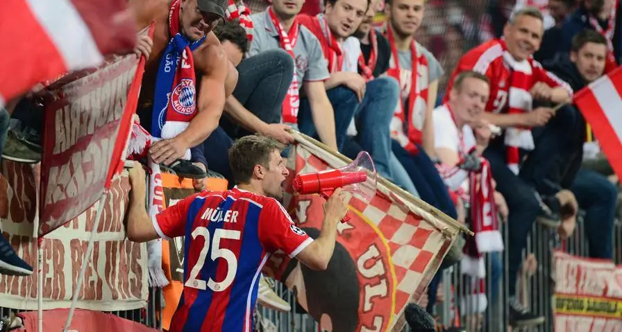 Bayern, Pep sfoglia la margherita Müller gonfia la rete
