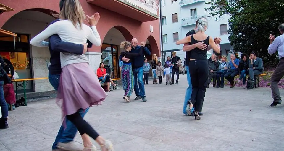 Serata di tango argentino in piazza della Portela