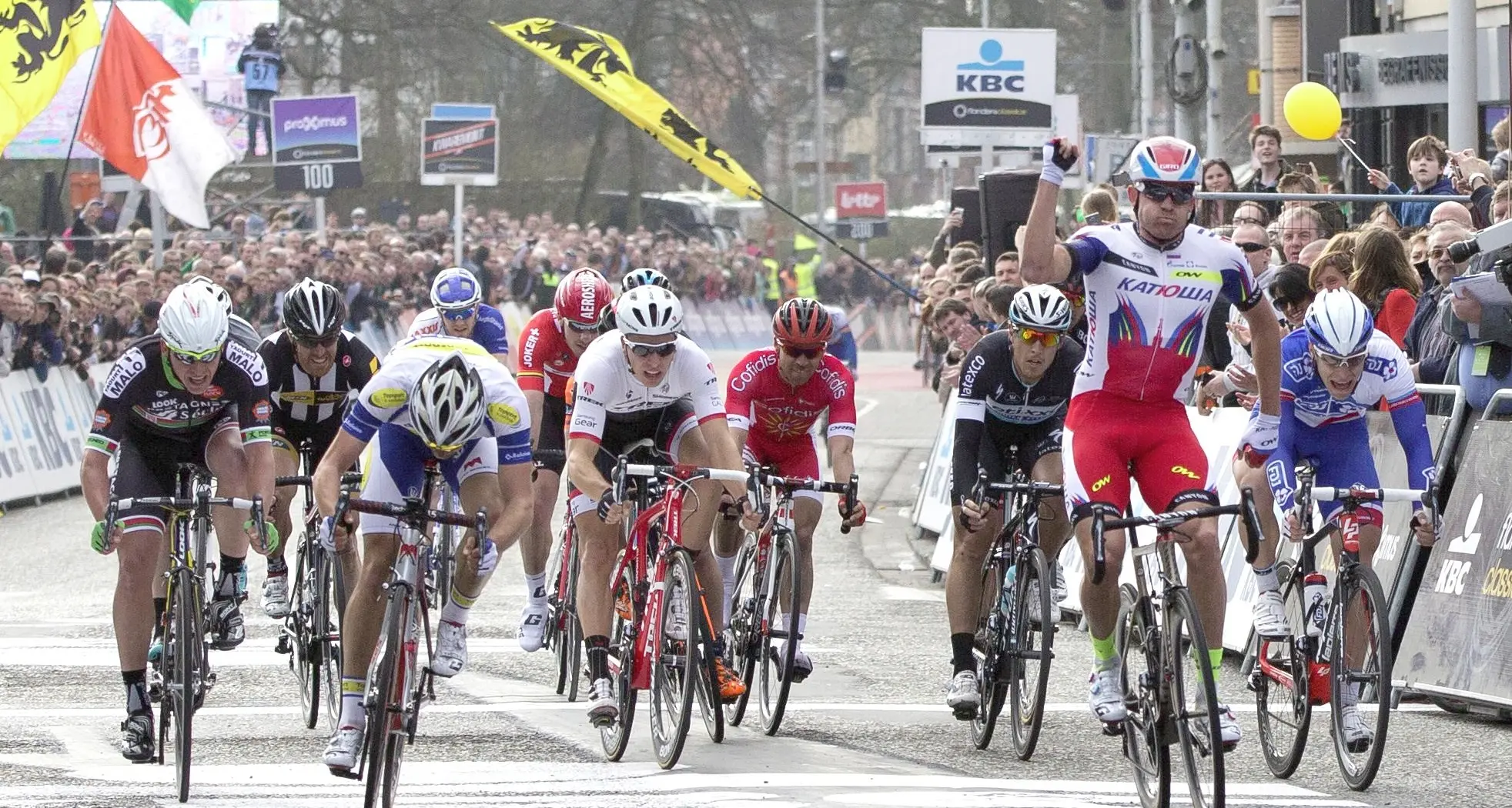 Kristoff fa il cannibale e vince ancora Sesto il nostro Matteo Trentin