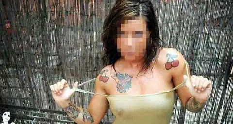 Treviso, le foto hot della \"sexy supplente\" del liceo diventano un caso