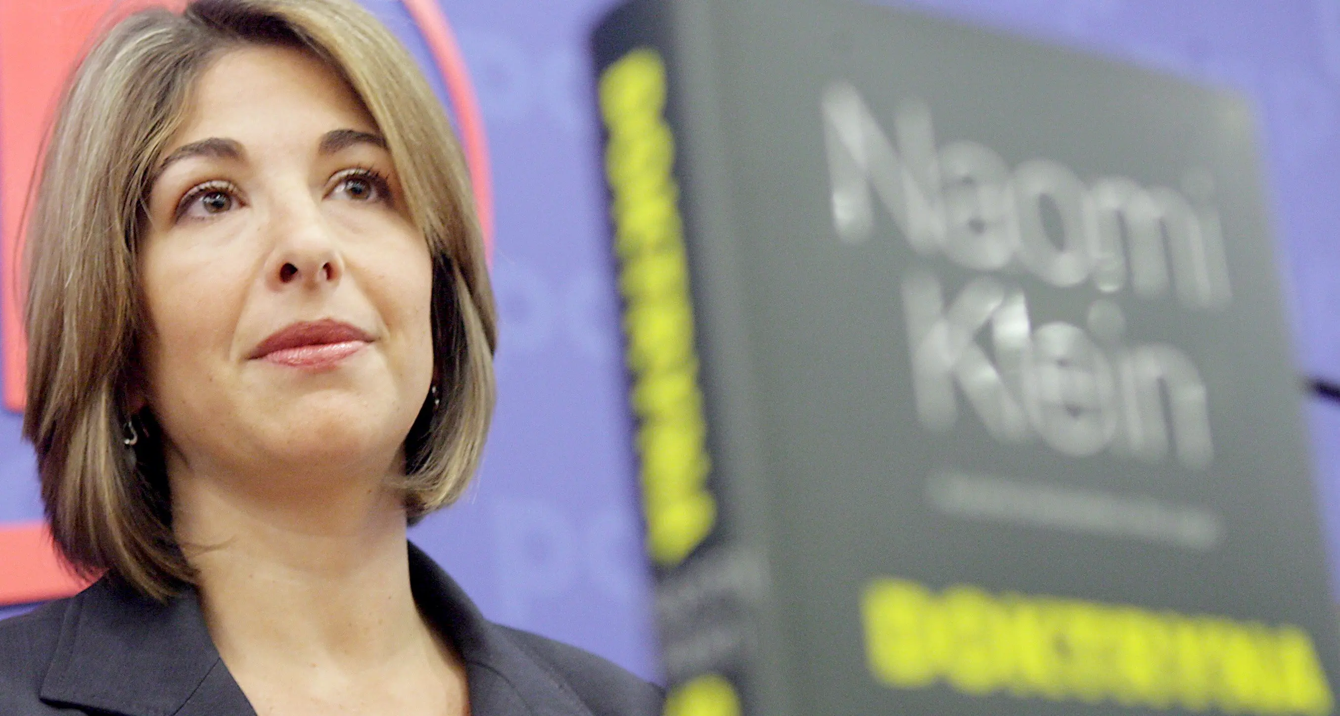 Naomi Klein: i movimenti devono costruire un modello economico alternativoNaomi Klein: i movimenti costruiscano un'economia più giusta