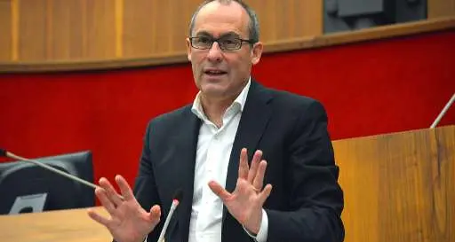 Roncone, Rossi: la scuola media non chiuderà