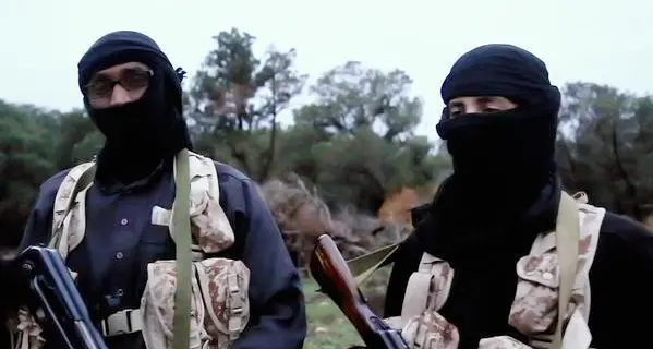 Col kalashnikov in Fb: arrestato dalla Digos su mandato della Tunisia