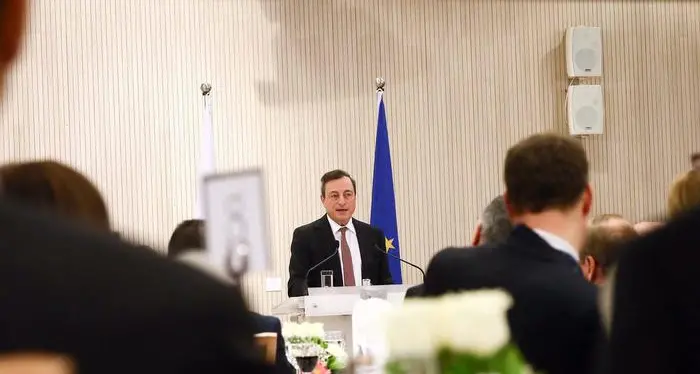 Bce, al via l'acquisto dei titoli di Stato: \"Ripresa possibile\"
