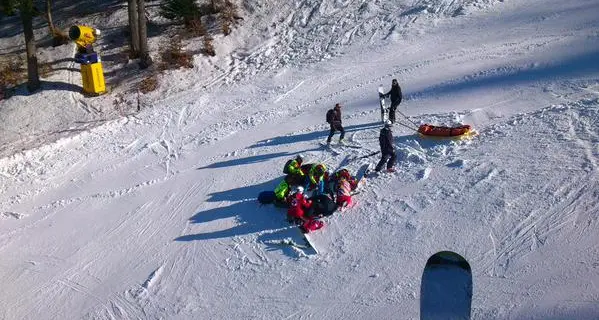 Immacolata, piste affollate e tanti infortuni sulle nevi trentine