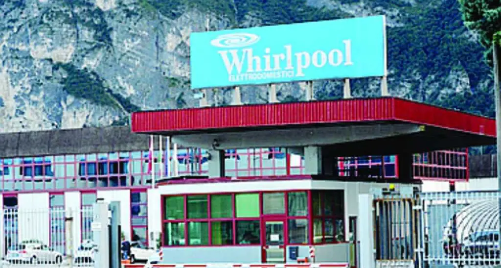 Secondo anno di cassa integrazione per i lavoratori della Whirlpool