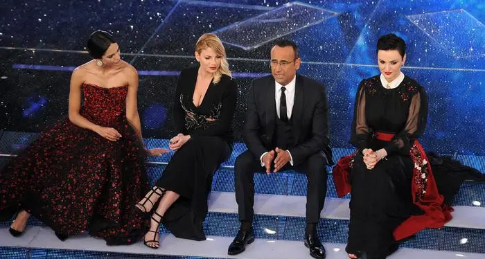 Gaffe, opere di Dio e musica: il Festival di Sanremo