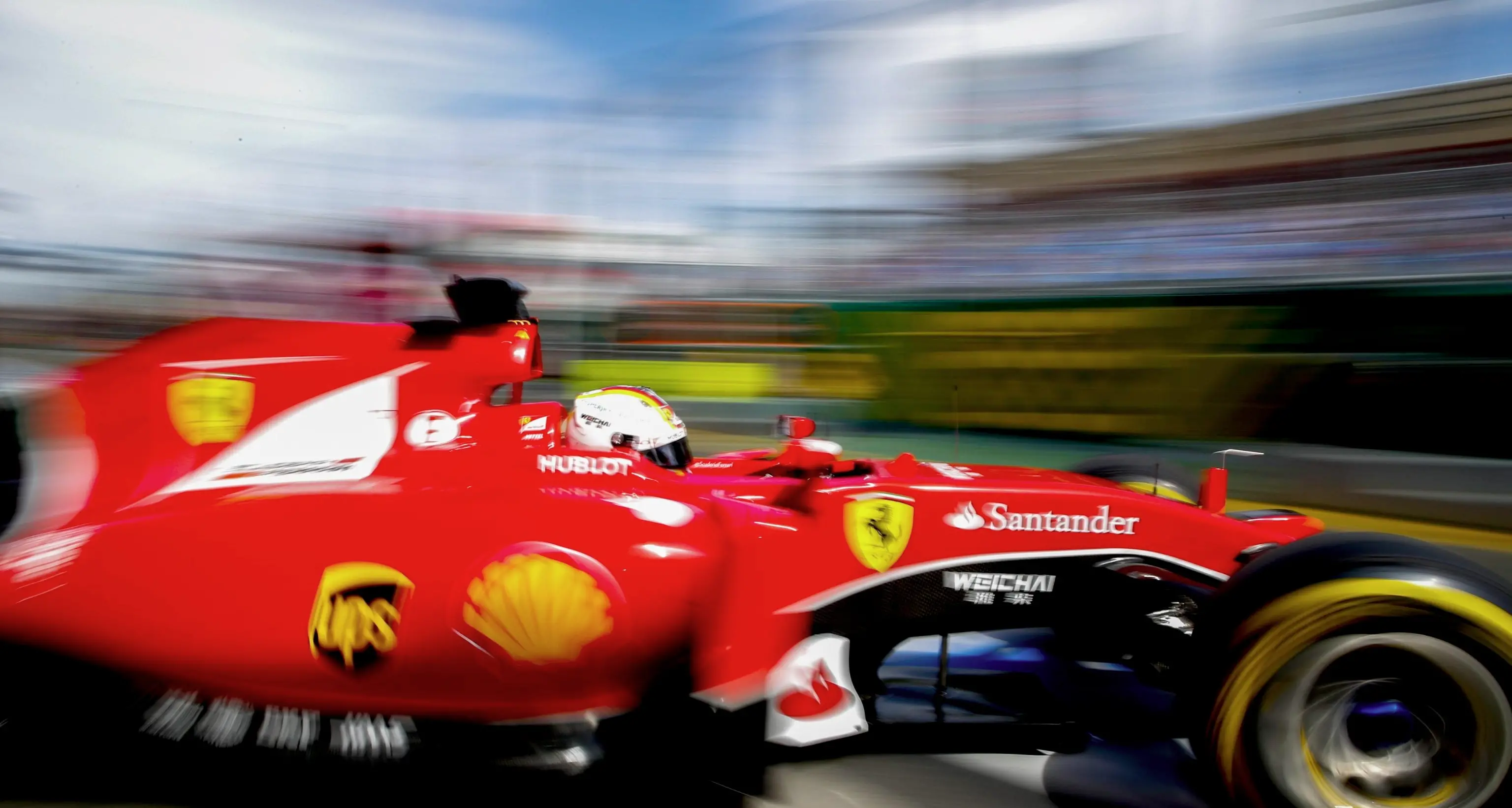 F1, dominio Mercedes a Melbourne Quarta la Ferrari di Vettel