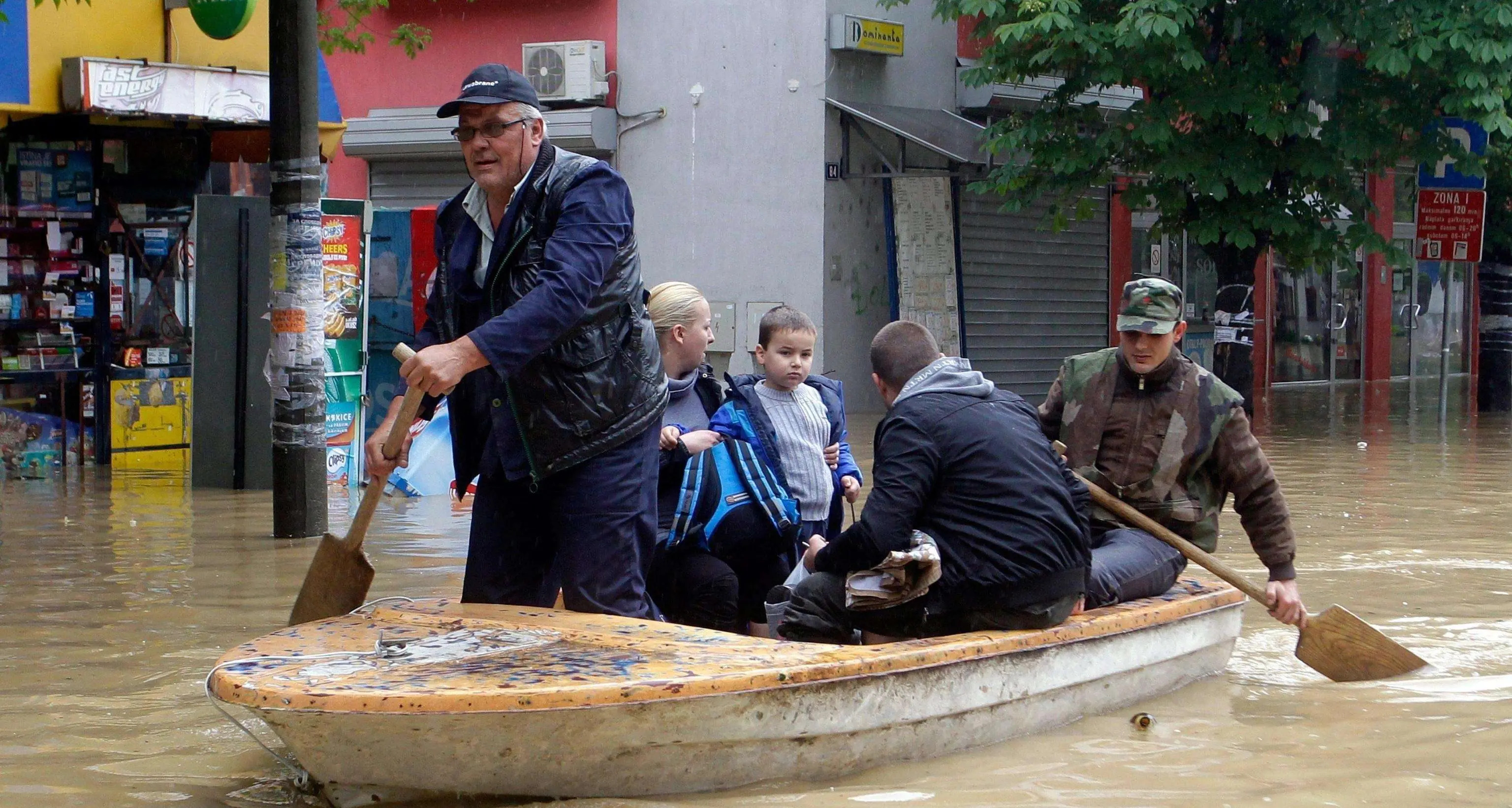 Alluvione in Bosnia Salva \"la trentina\" Stivor
