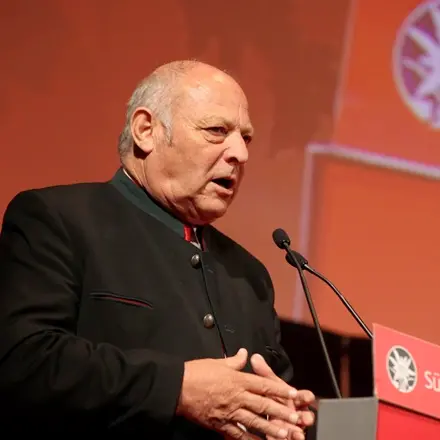 Condannato Luis Durnwalder Dovrà restituire 385 mila euro