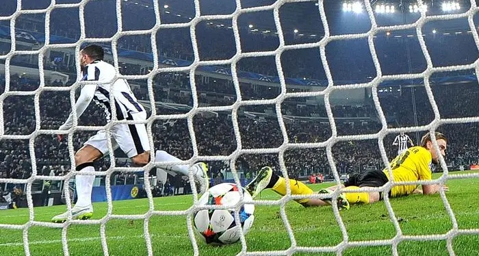 Champions, la Juve batte 2-1 il Borussia Dortmund e sogna i quarti