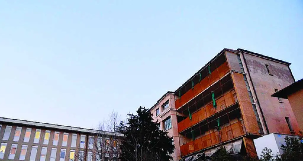 Abusivi allontanati dall'ex ospedalino