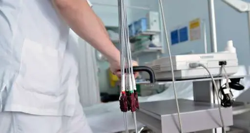 Sindrome da spogliatoio: aumentano gli interventi di allungamento del pene