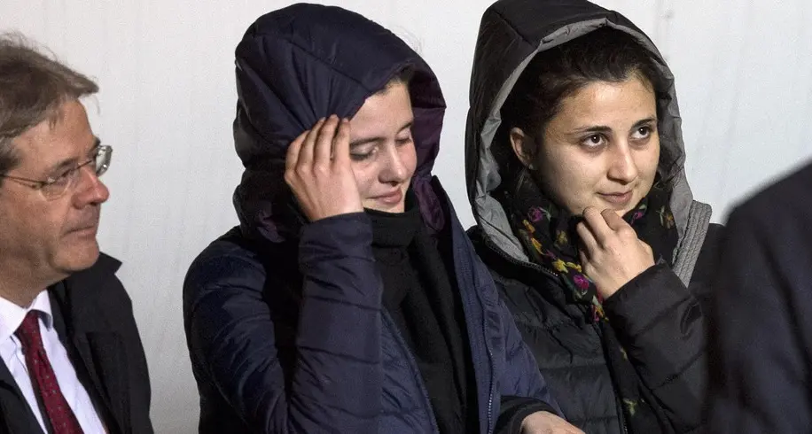 Greta e Vanessa in Italia, polemiche sul riscatto