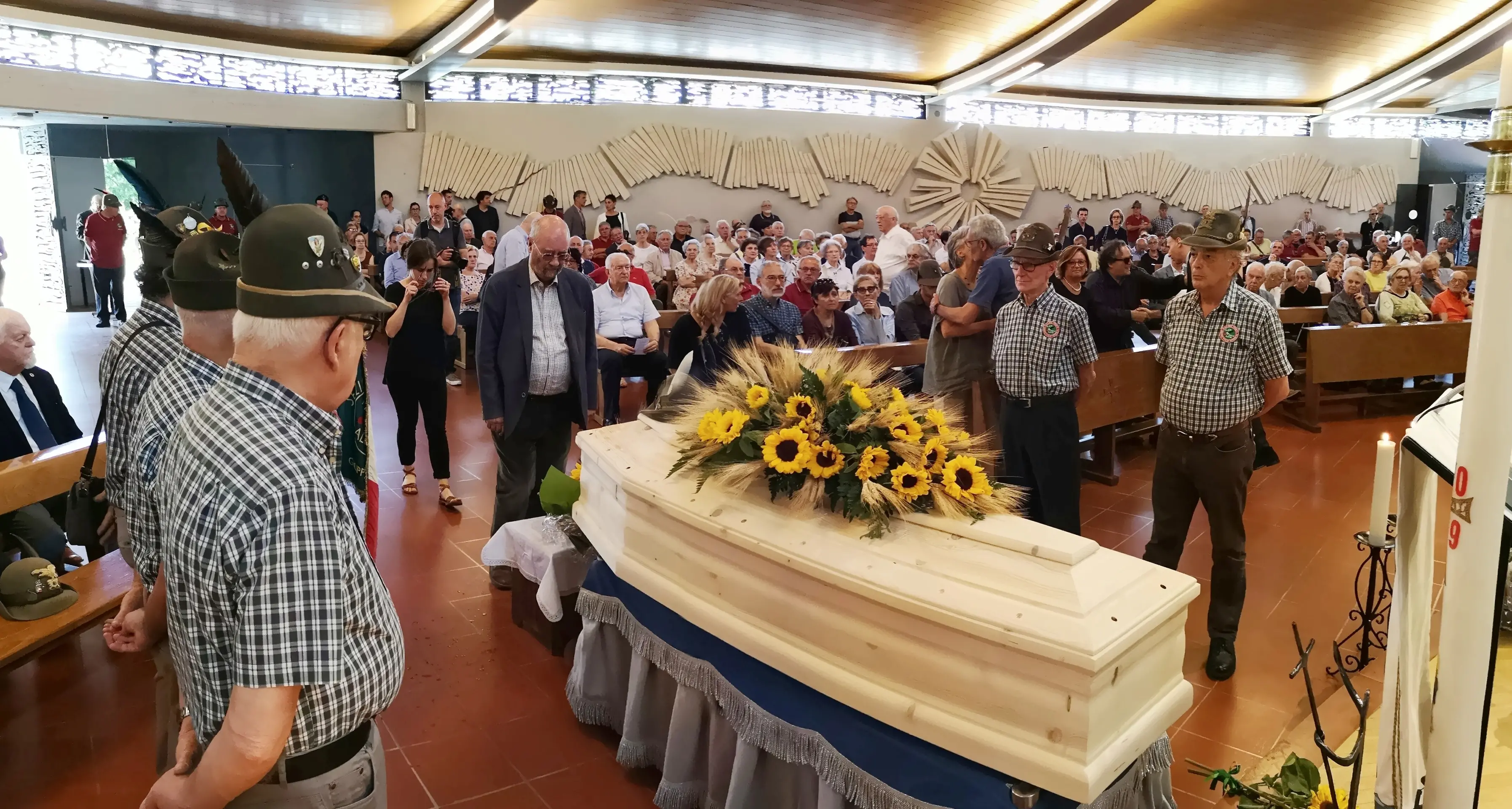 L'ultimo abbracccio a Vettorazzo memoria degli alpini e della guerra in Russia