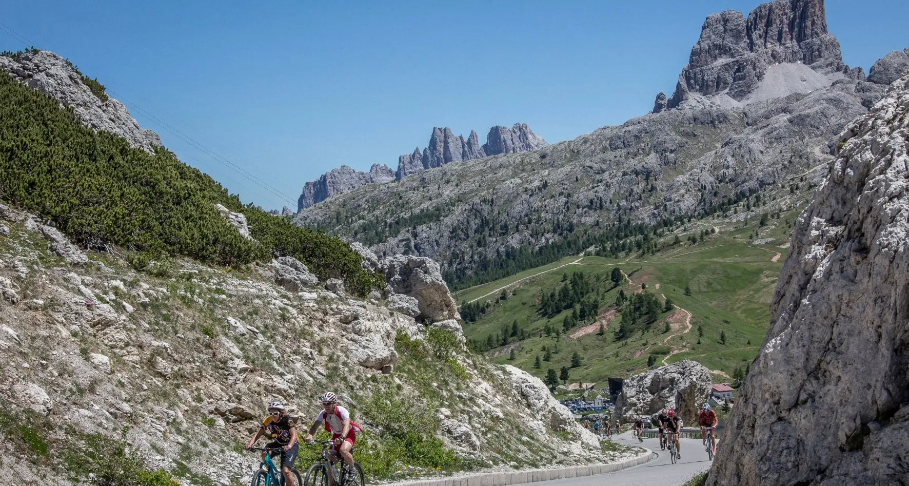 Ecco «Dolomites Bike Day» domani la non competitiva sui passi fra Bolzano e Belluno