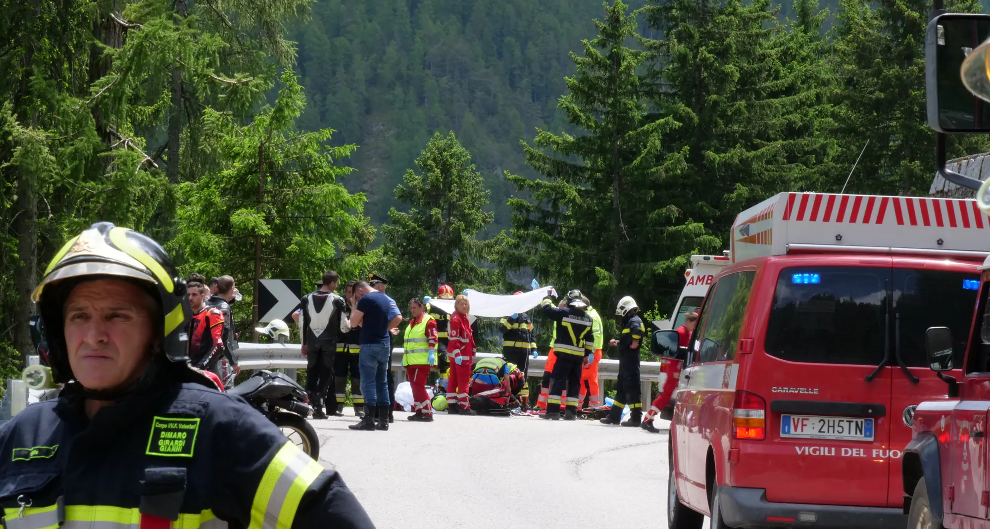 Ancora un tragico schianto sulla strada perde la vita un motociclista a Dimaro
