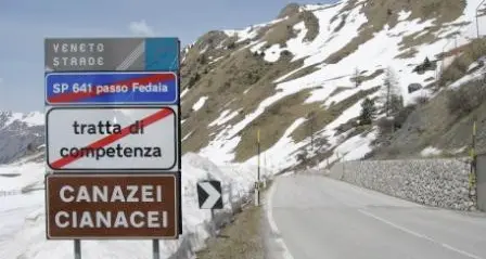 Sui Passi Sella, Rolle e Pordoi a 60 km all'ora