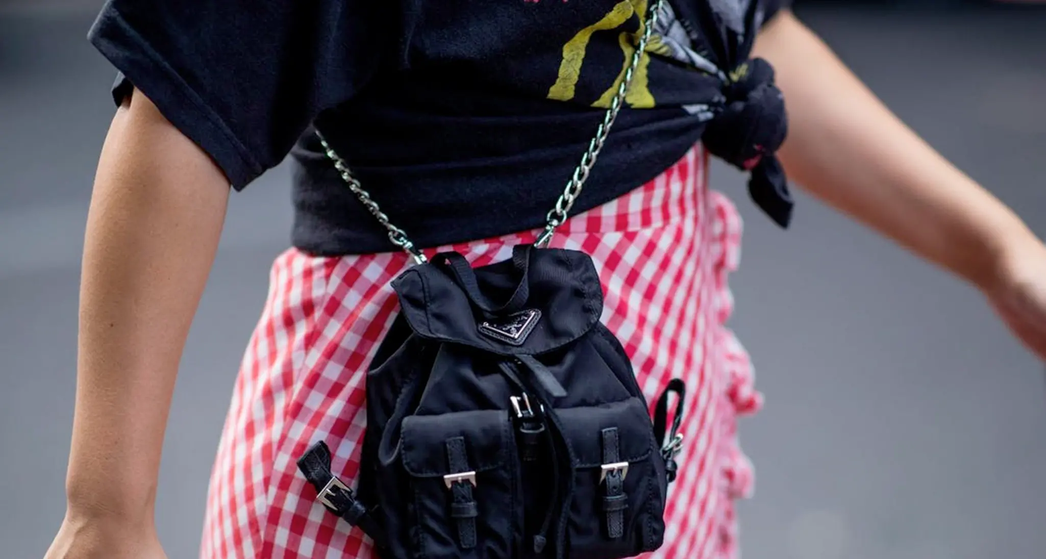 Aquafil: i rifiuti di plastica diventano borse Prada
