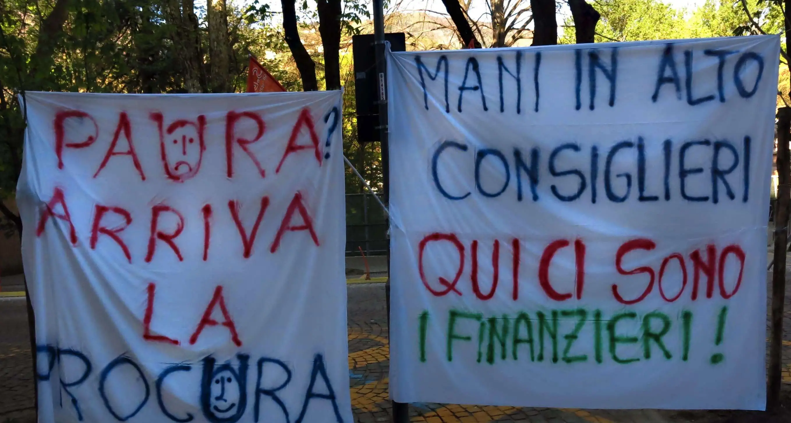 Vitalizi, gli ex. ora i ricorsi