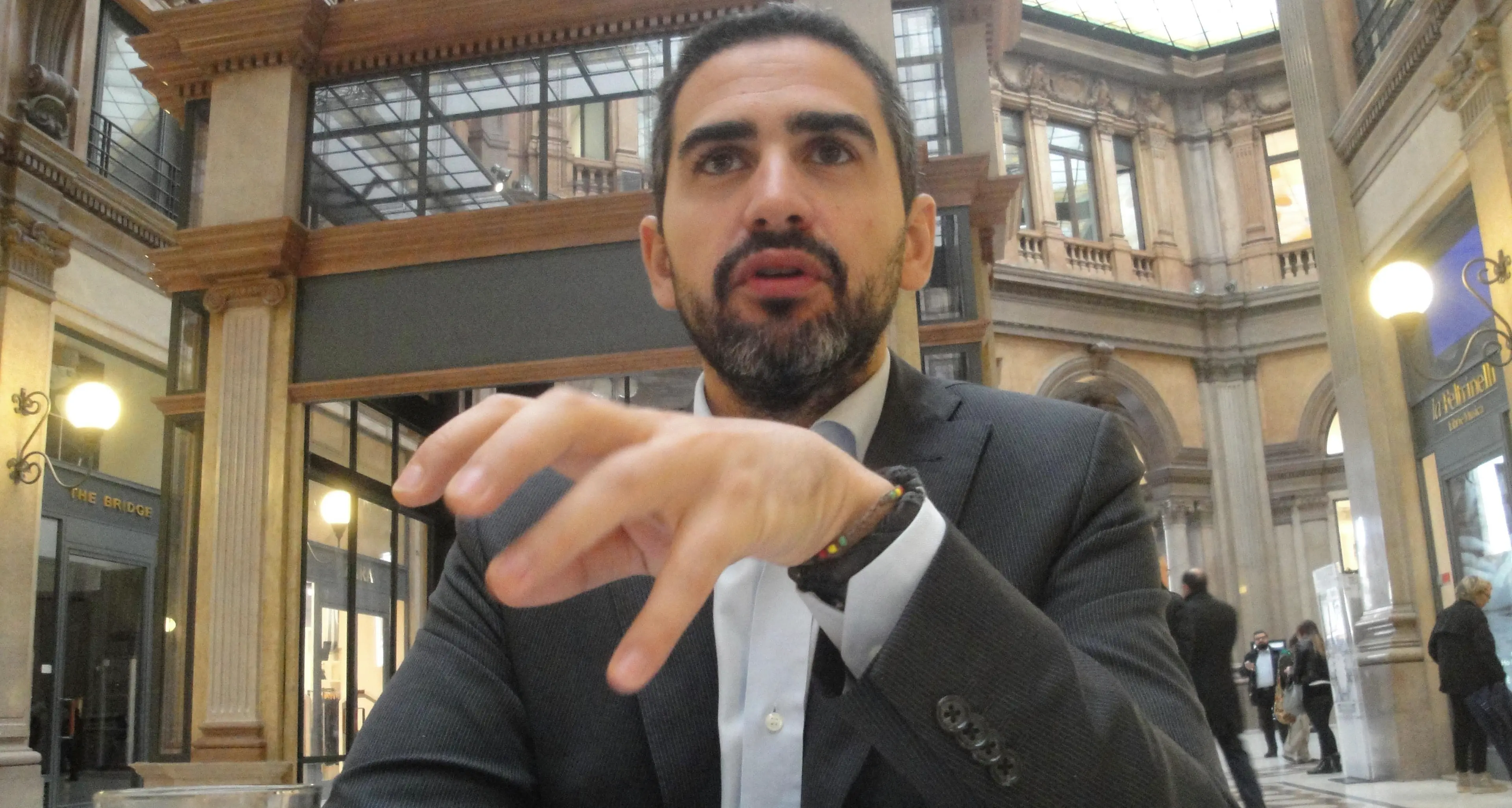 Fraccaro, parlamentare del M5S: «Finora ho restituito 108mila euro»