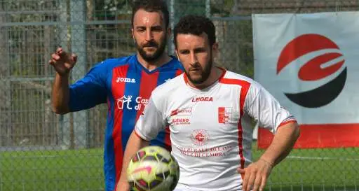 Pari per Dro e Mori, Mezzo ko. Il Levico vola in testa