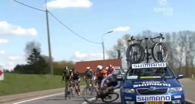 Fiandre segnato dagli incidenti. Vincono Kristof e la Longo Borghini