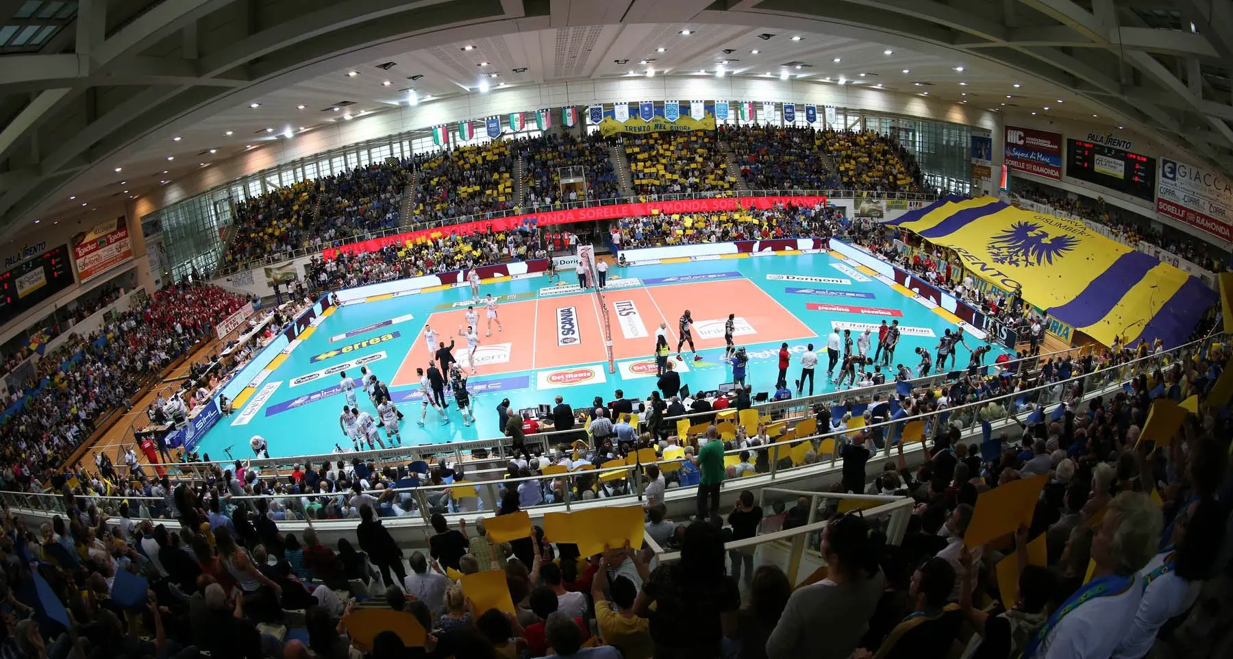 Impianti sportivi, scontro politico sul futuro dell'Asis