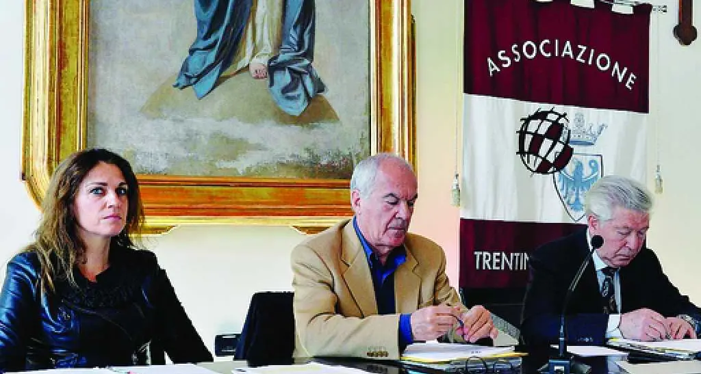Calano numeri e iscritti Trentini nel Mondo in crisi
