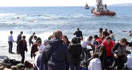 Naufragio a Rodi, 200 a bordo, si temono molte vittime