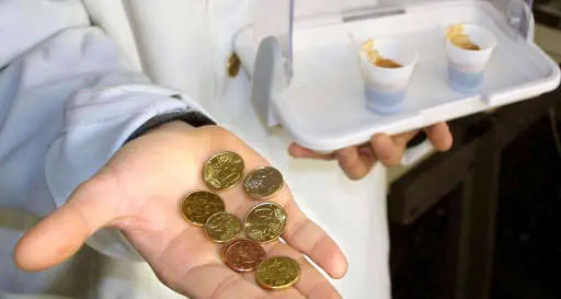 Bimba chiede l'elemosina La mamma viene condannata