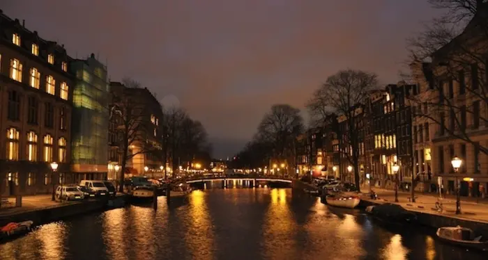 Amsterdam senza luce, aeroporto ko