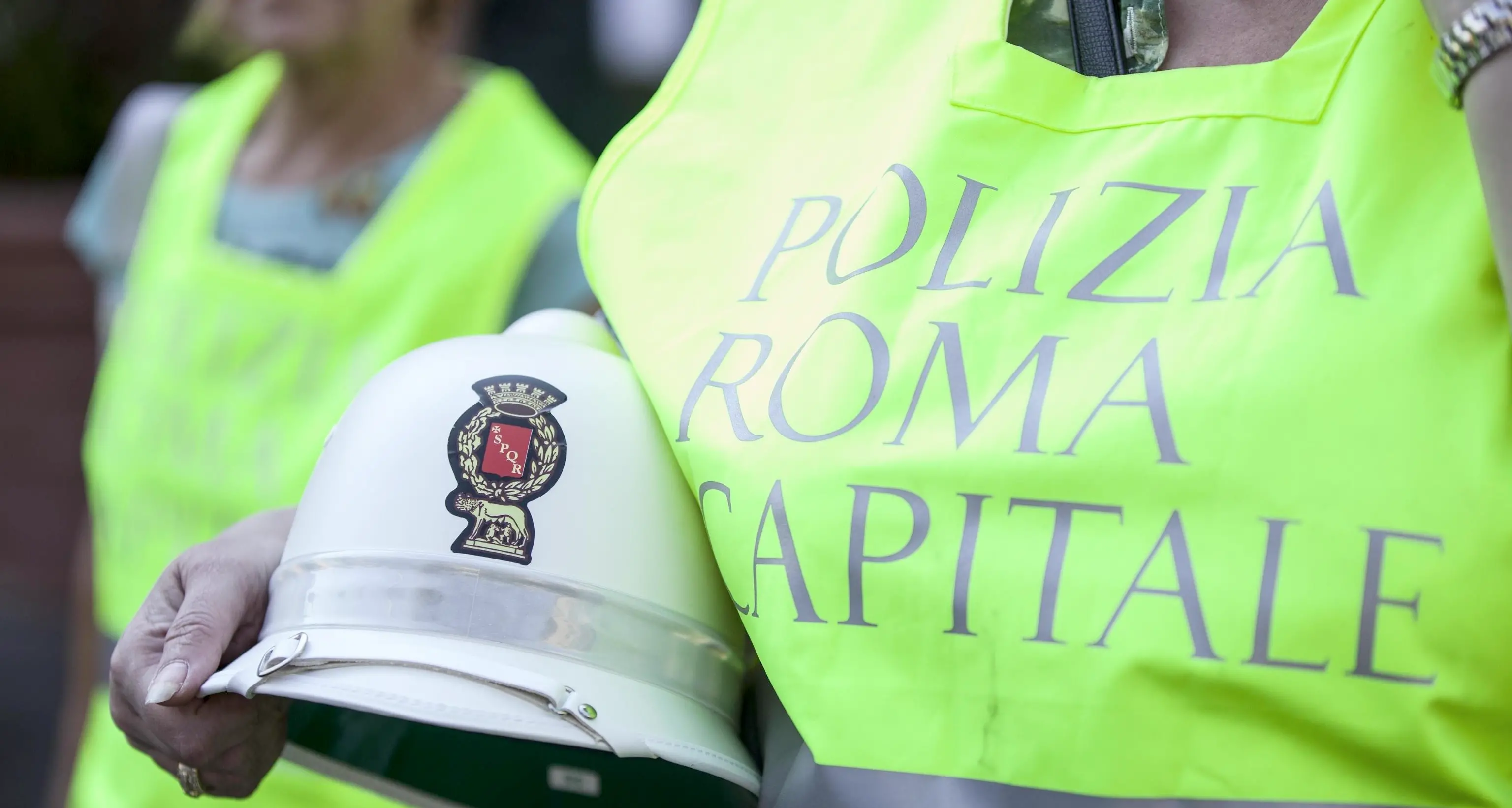 Così il governo dichiara guerra ai falsi malati