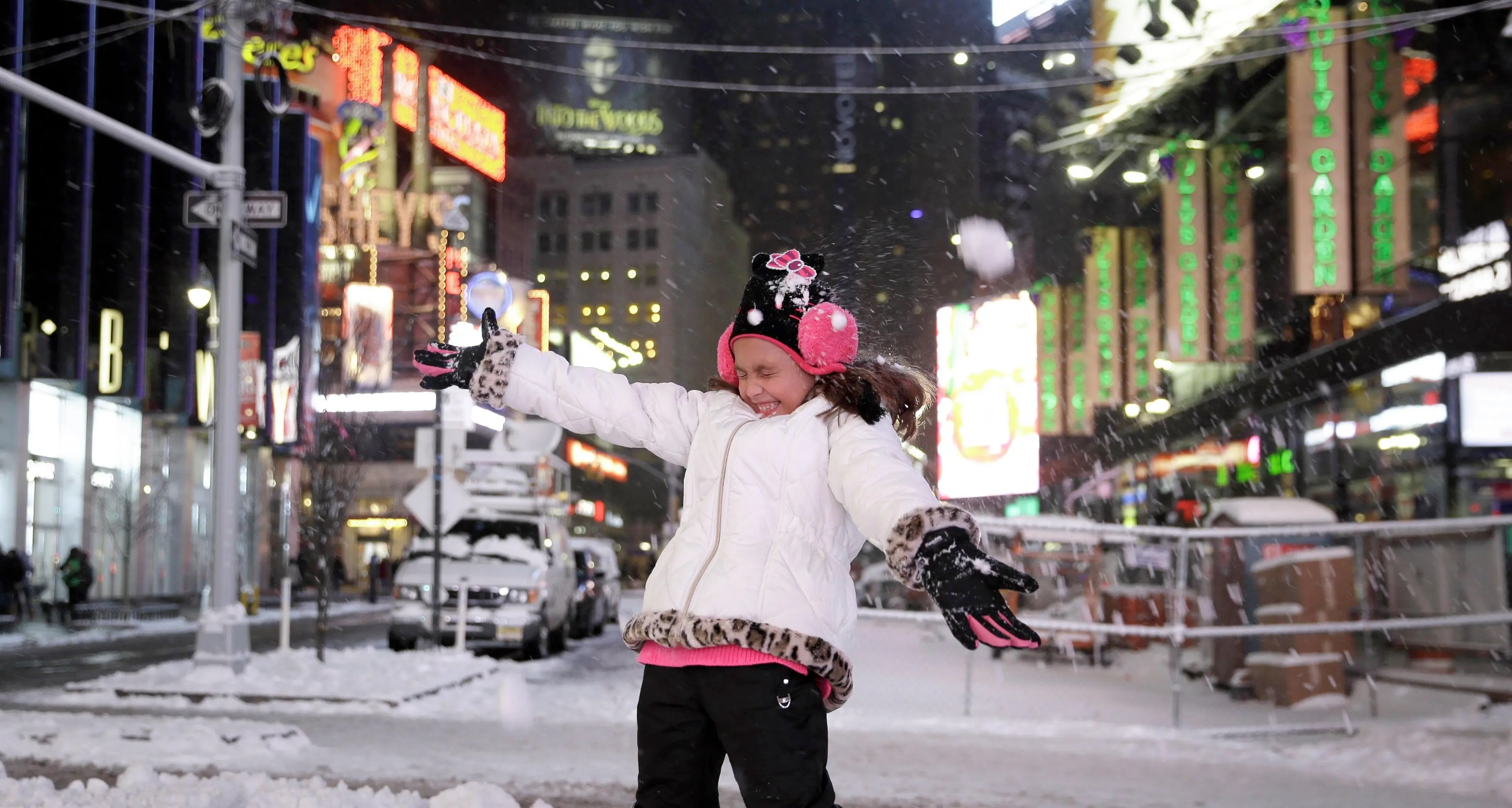 New York paralizzata per la bufera di neve che non arriva