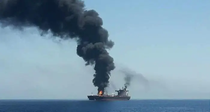 Due petroliere attaccate nel Golfo di Oman