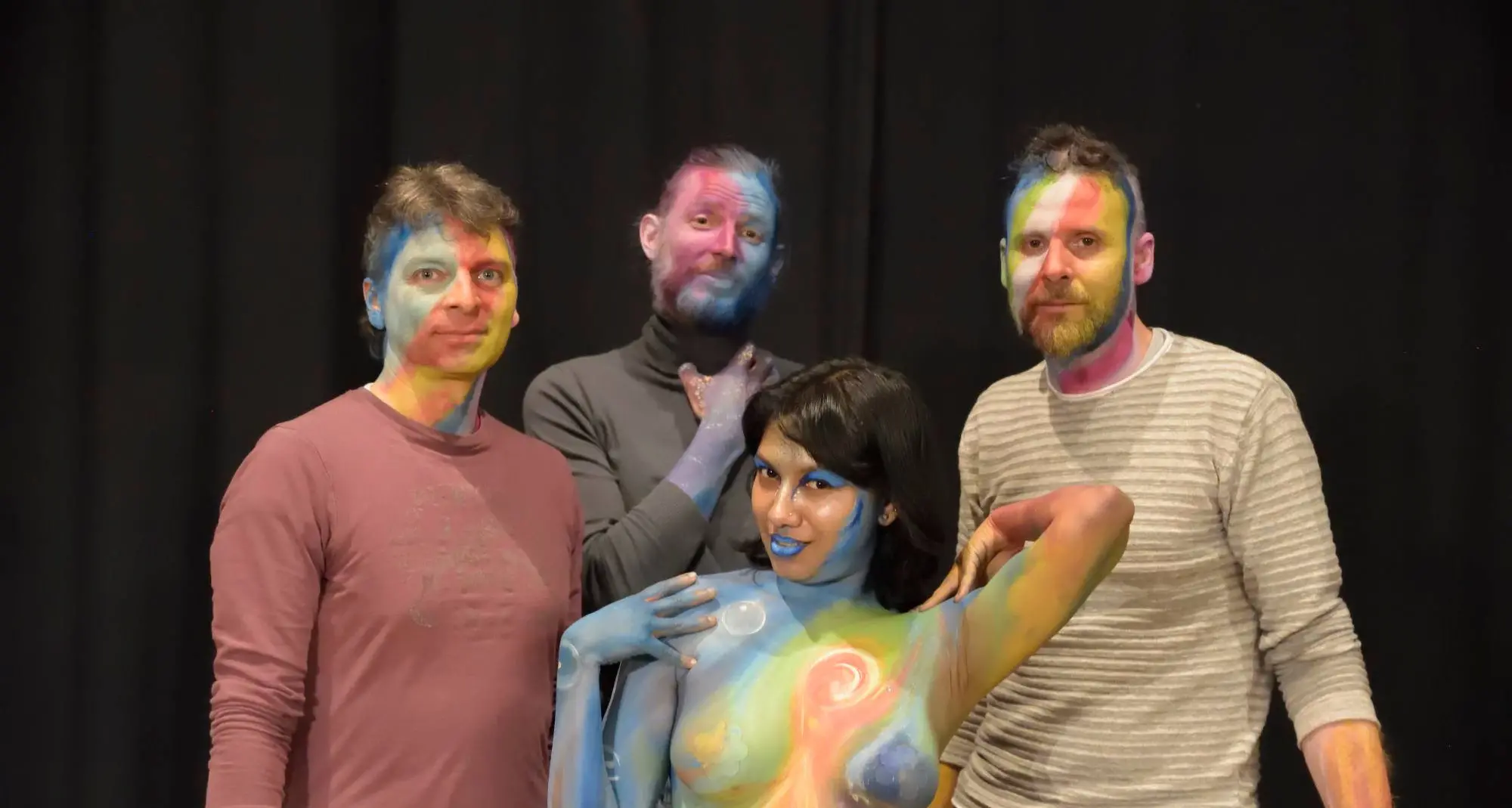 Tryaxis: la voce di Ivano Nicolodi segna il singolo \"Choices\" con un video in body painting